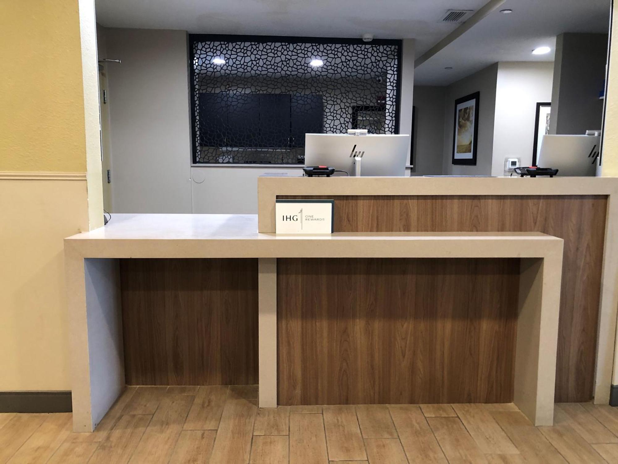 Candlewood Suites Fort Wayne - Nw By Ihg Exteriér fotografie