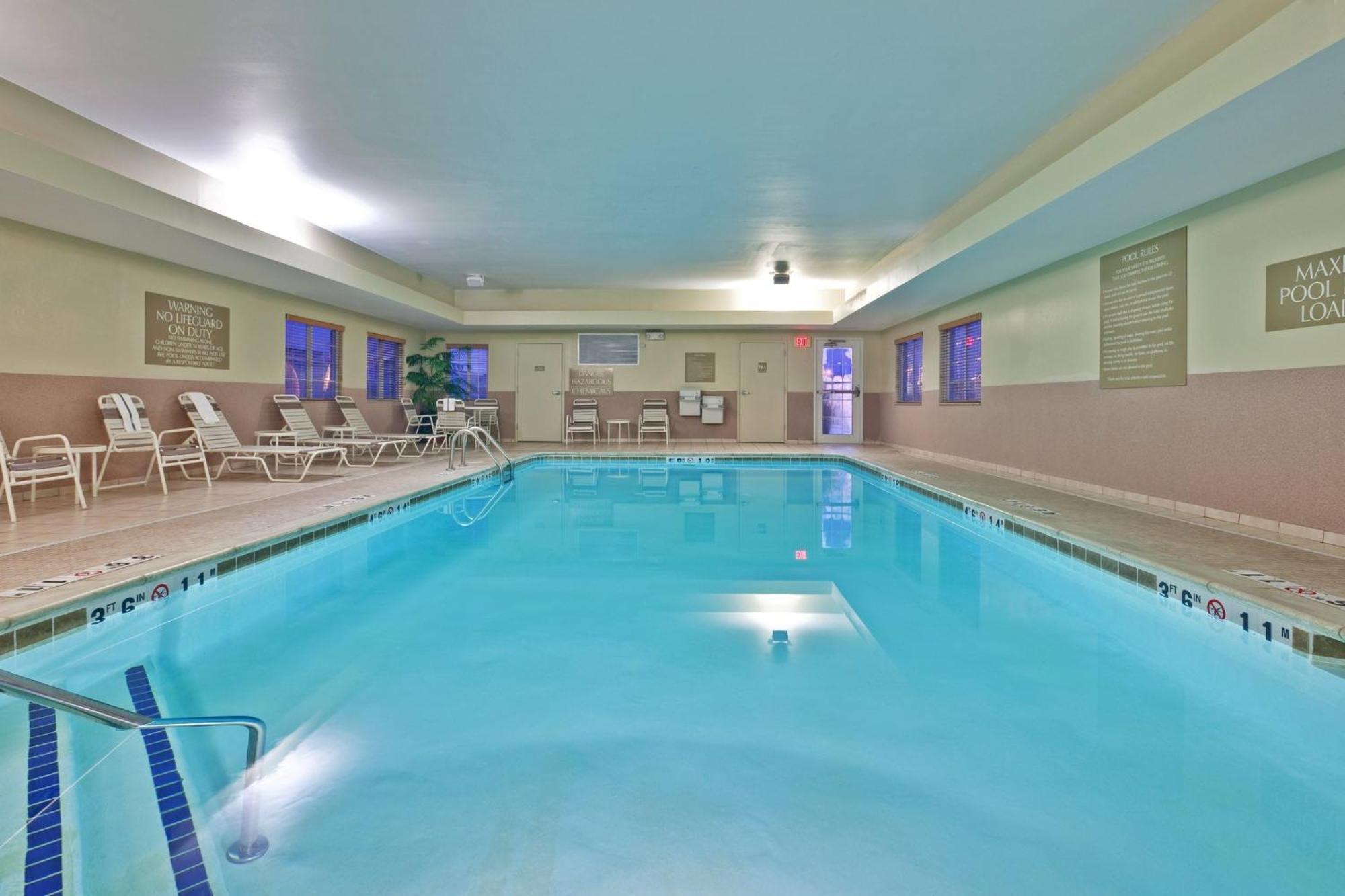 Candlewood Suites Fort Wayne - Nw By Ihg Exteriér fotografie