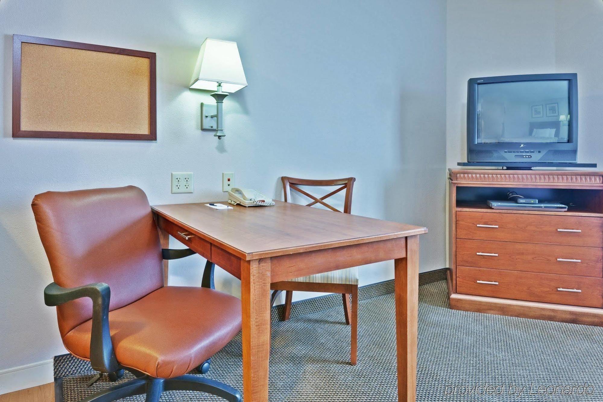 Candlewood Suites Fort Wayne - Nw By Ihg Pokoj fotografie